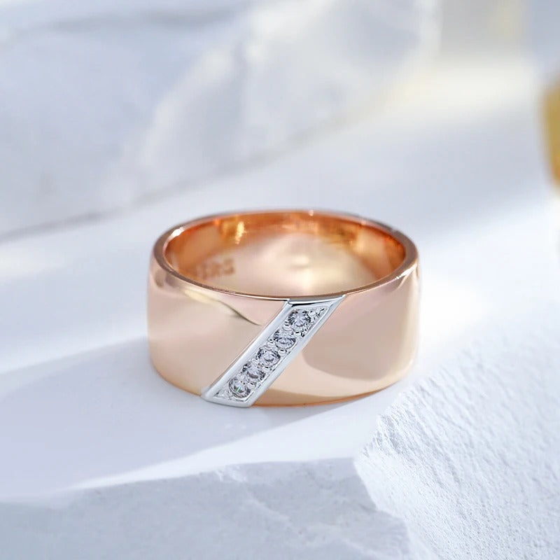 Luksuriøs Ring med 9 mm Naturlig Zirkon i 18K Roségullbelegg